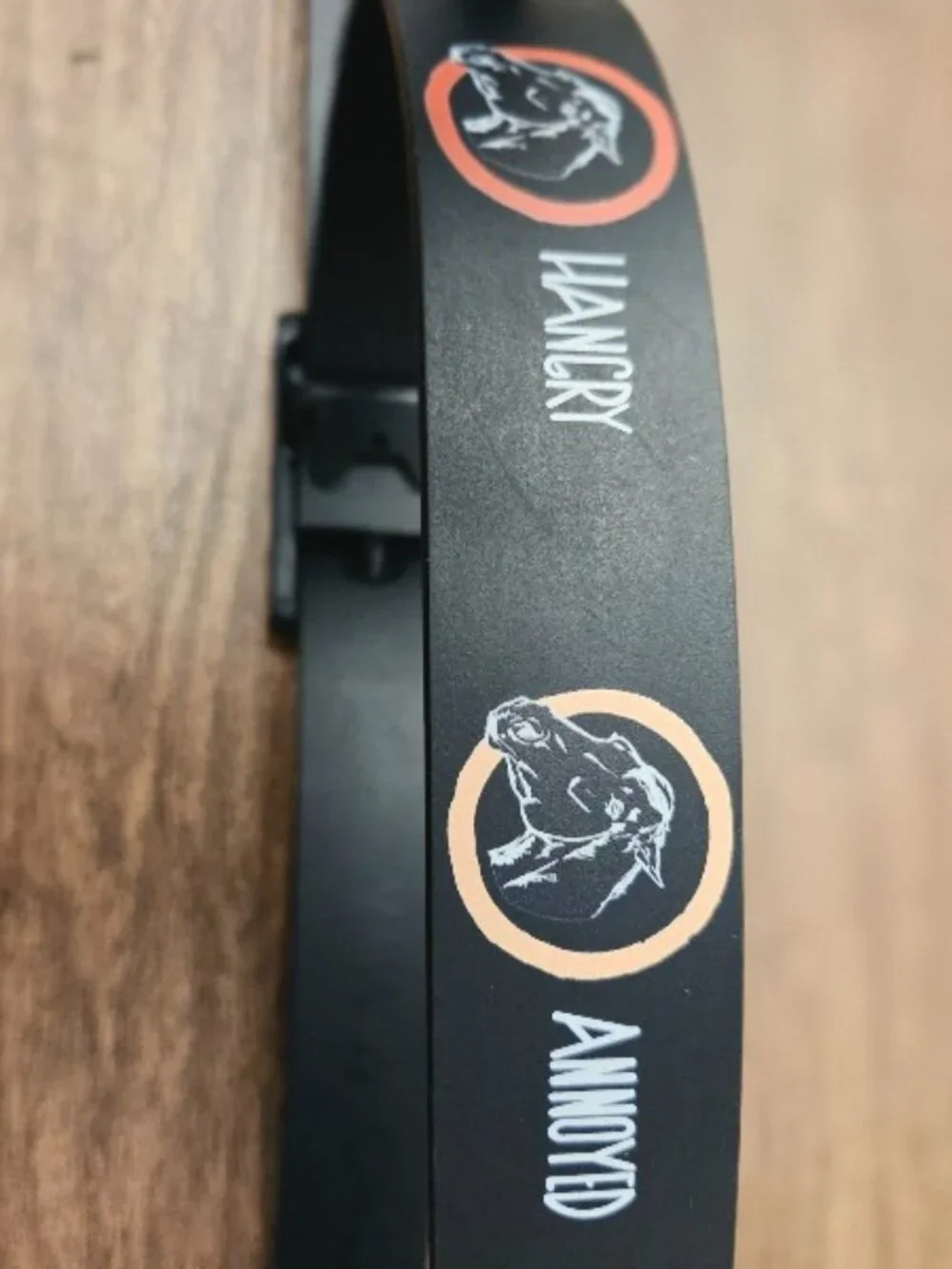 C4 Unisex Black Equestrian Belt w/Black Buckle & Many Moods of Arts Print - M/L